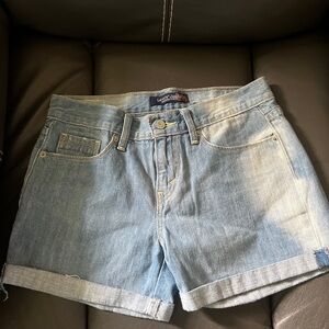 Levi shorts size 3